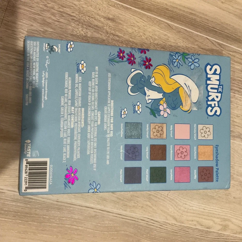 Taste Beauty The Smurfs Eyeshadow Palette 15 Shades Smurfette Blue Floral 50031Y